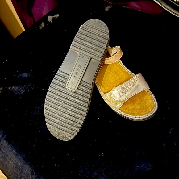 Naot genuine leather sandals - Picture 2 of 2